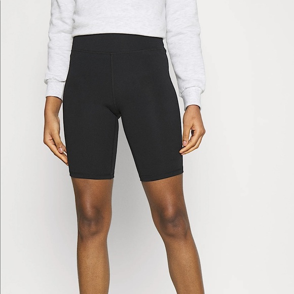 American Eagle Outfitters Pants - AMERICAN EAGLE | Black biker shorts size L